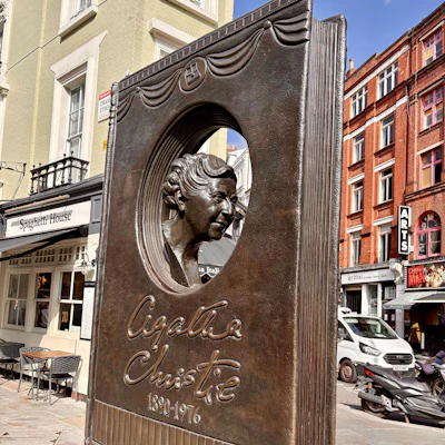 Covent Garden Memorial Square