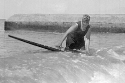 Sidewalk Surfers of Seventy Seven – Voices of East Anglia